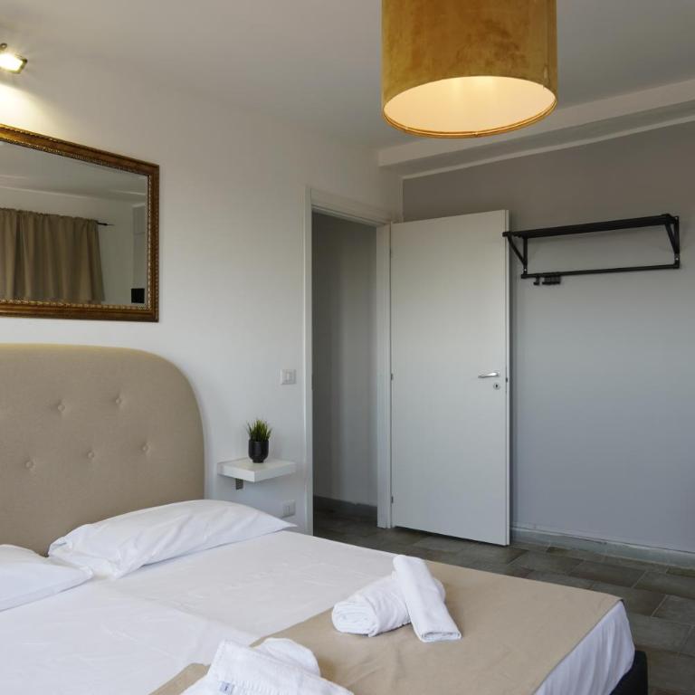 Airport suite - Family Room - 1