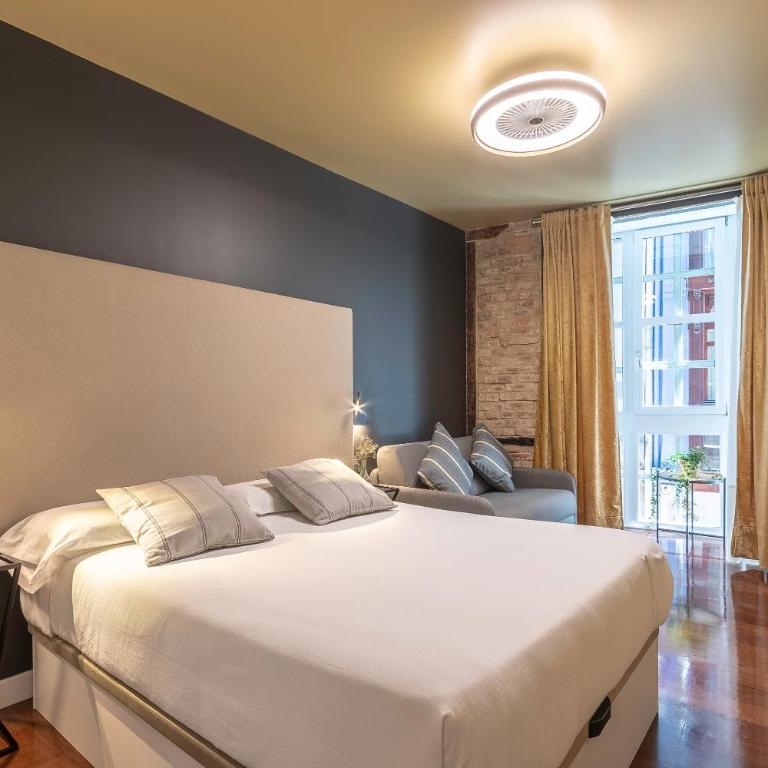 Victorooms - Triple Room with Exterior View - 1