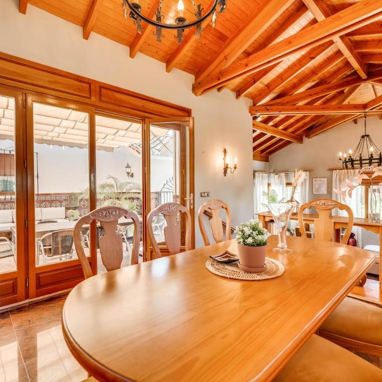 VB Goya 7BR Andalusian Villa by the marina - Villa - 8