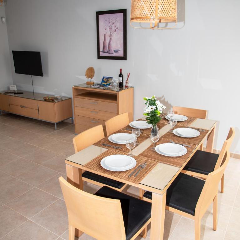 Family Dreams - Private heated pool with additional cost - Three-Bedroom Villa - 32