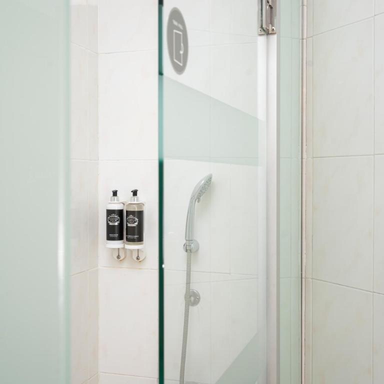Hotel Hernán Cortés - Habitación Doble Estándar - 1 o 2 camas - 9
