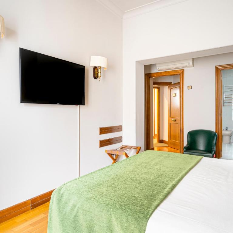 Hotel Hernán Cortés - Habitación Doble Estándar - 1 o 2 camas - 11