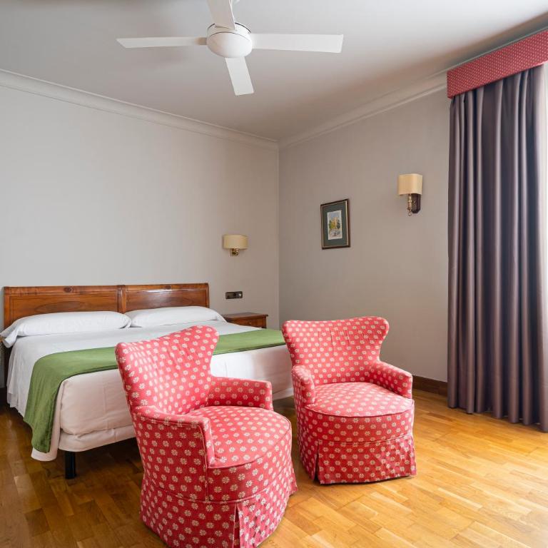Hotel Hernán Cortés - Suite Familiar (2 adultos + 1 niño) - 4