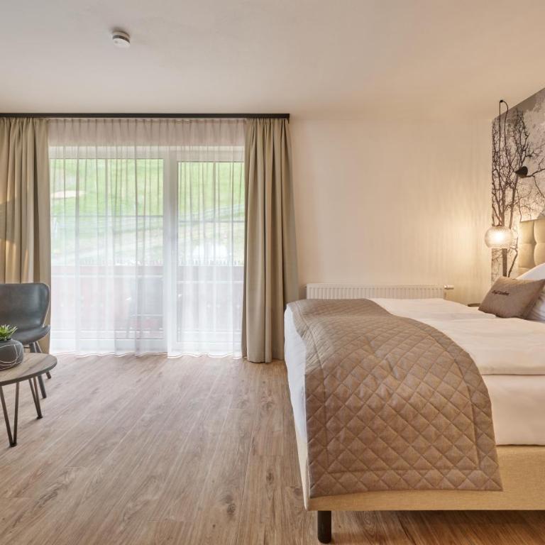 Alpendorf Hotel Stern - Großes Doppelzimmer - 2