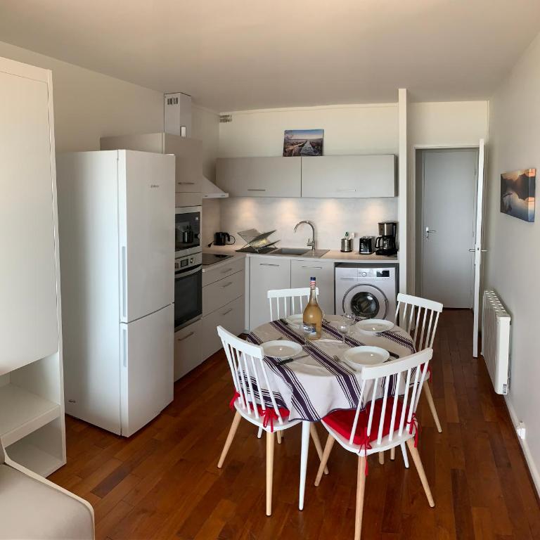 FRONT DE MER T2 OCEANIDES - vue Océan, parking privé - Apartamento de 1 dormitorio - 8