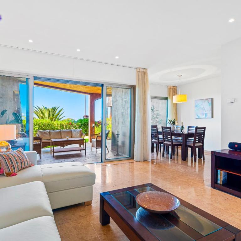 Alzaro 03 SEA and RASCA - Two-Bedroom Apartment - 8