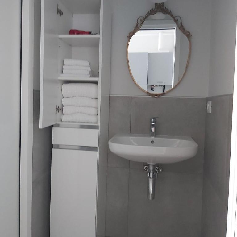 Alba House - Appartamento con 1 Camera da Letto - 16