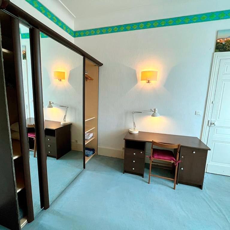 T2 à pied de plage sur ancien hôtel chic, samedi a samedi - Appartamento con 1 Camera da Letto - 8