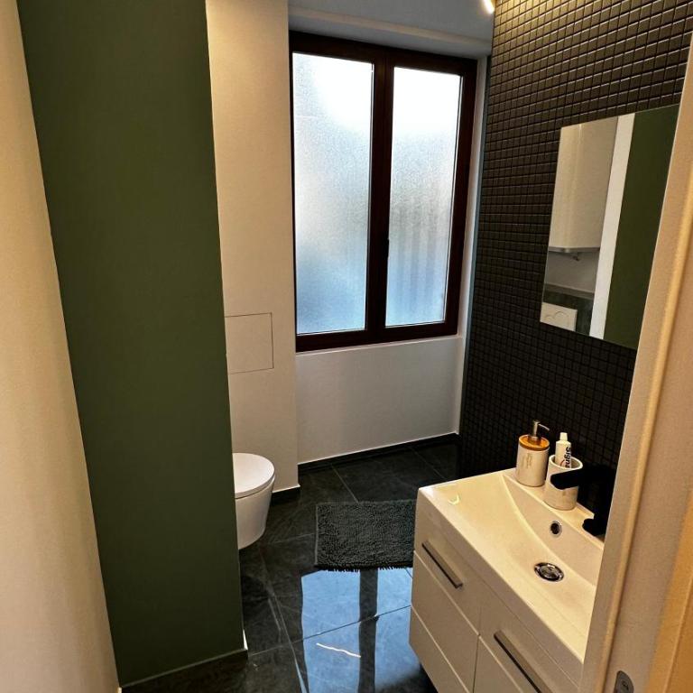 Katrine - One-Bedroom Apartment - 11