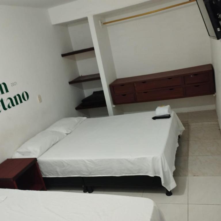 Hotel San Cayetano - Deluxe Double Room with Extra Bed - 1
