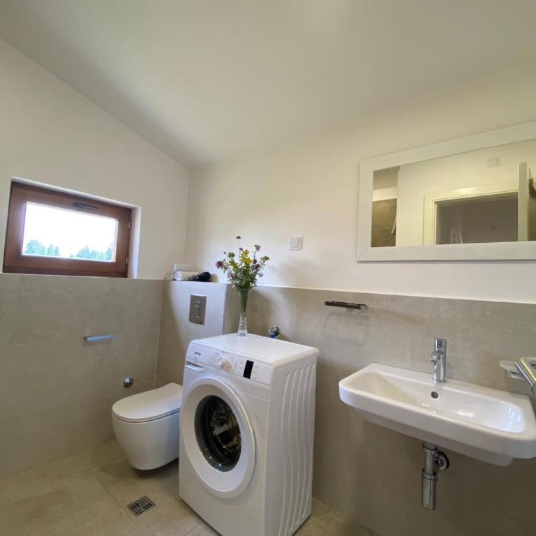 Divine House - Three-Bedroom Villa - 30