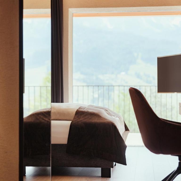 Hotel Lech Da Sompunt - Deluxe Doppel-/Zweibettzimmer mit Bergblick - 3