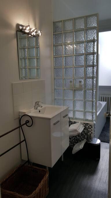 L'APPART de 75 m², déco sympa à Tours - Two-Bedroom Apartment - 10