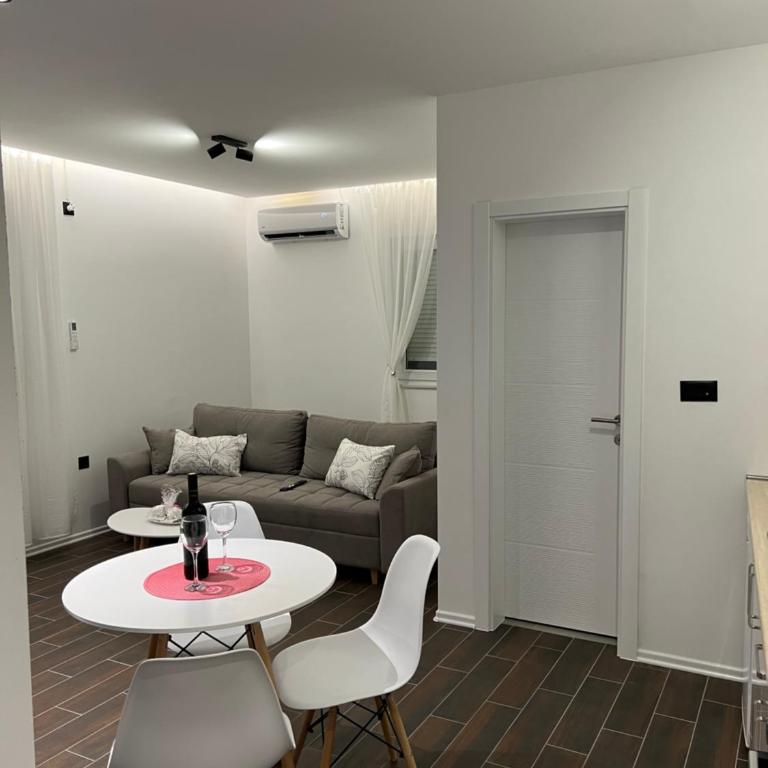 Villa Symphony - One-Bedroom Apartment - 17
