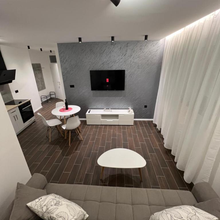 Villa Symphony - One-Bedroom Apartment - 14