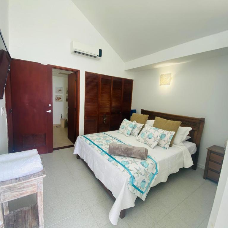 San Andrés espectacular apto frente al mar, WI-FI - Apartamento - 2 niveles - 3