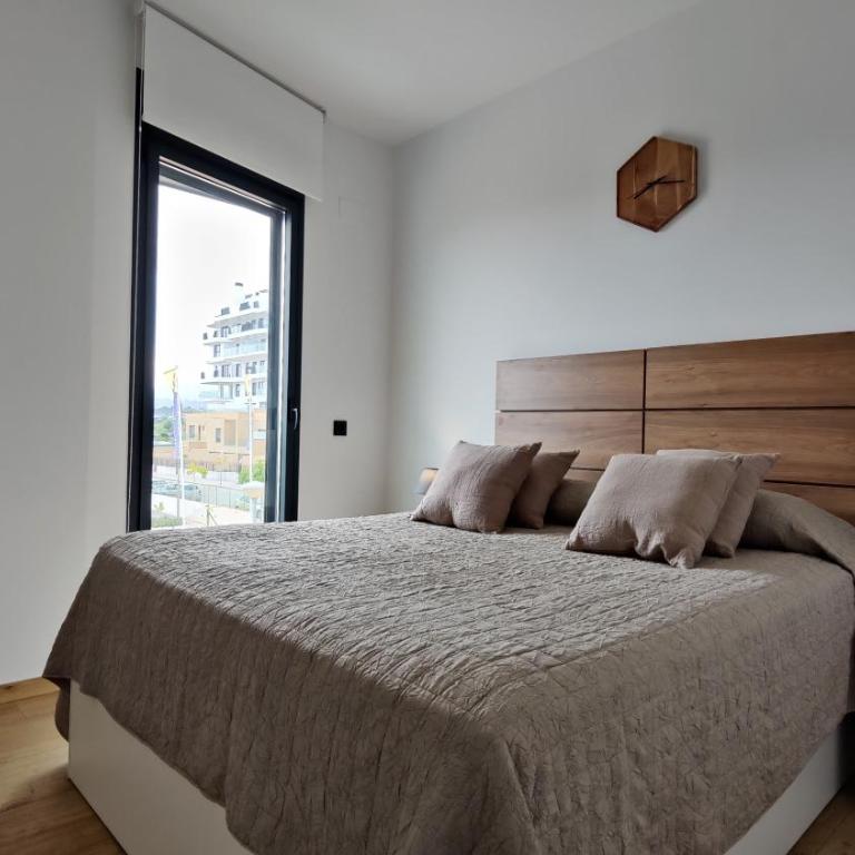 ALLONBAY sea front luxury penthouse - Three-Bedroom Apartment - 31