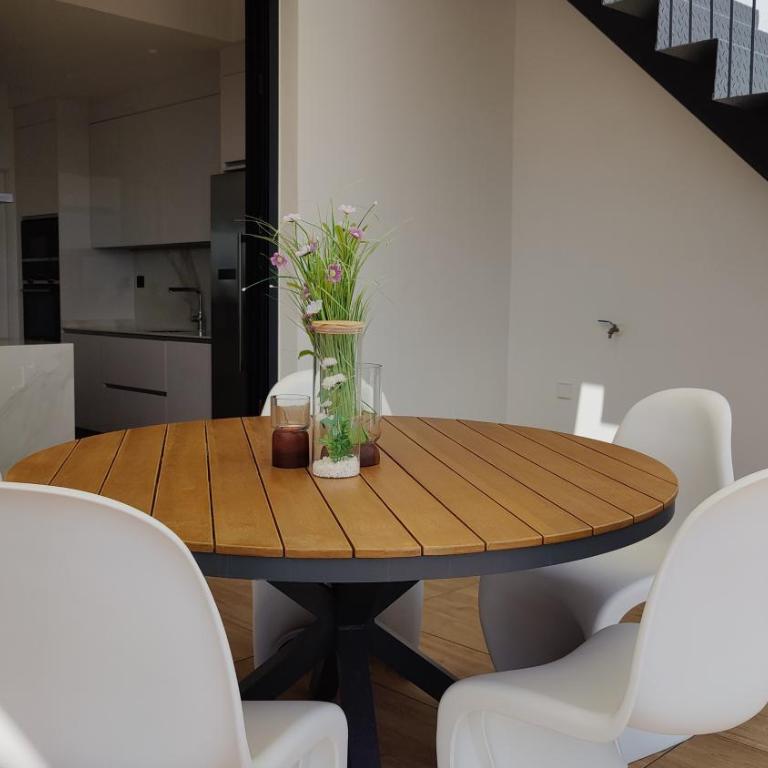 ALLONBAY sea front luxury penthouse - Three-Bedroom Apartment - 10