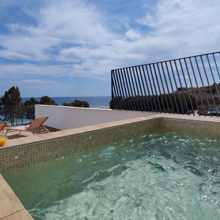 ALLONBAY sea front luxury penthouse - Three-Bedroom Apartment - 13