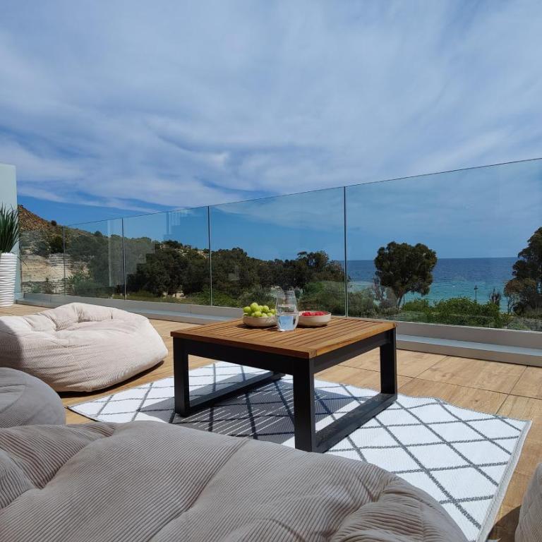 ALLONBAY sea front luxury penthouse - Three-Bedroom Apartment - 8