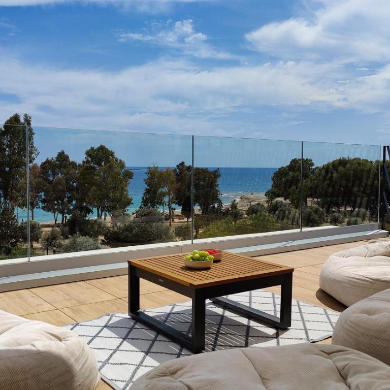 ALLONBAY sea front luxury penthouse - Three-Bedroom Apartment - 37