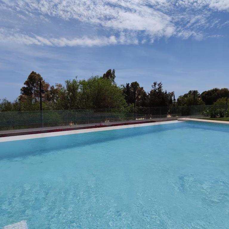 ALLONBAY sea front luxury penthouse - Three-Bedroom Apartment - 42