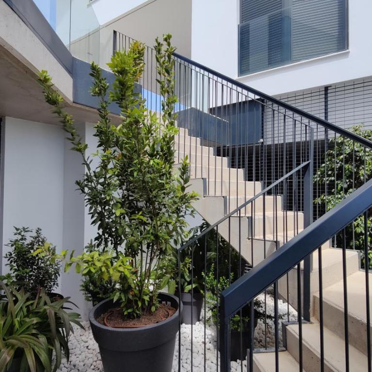 ALLONBAY sea front luxury penthouse - Three-Bedroom Apartment - 39