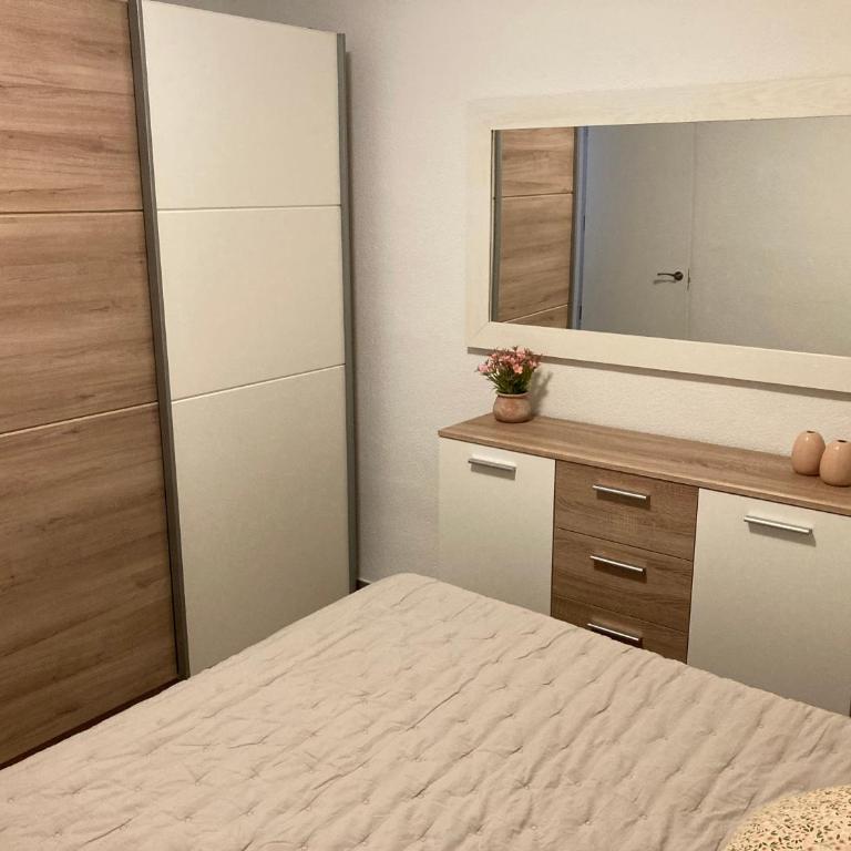 Entre el MAR y la COLINA - Two-Bedroom Apartment - 9