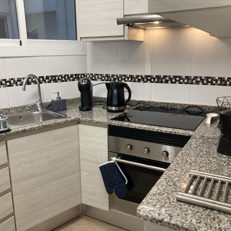 Entre el MAR y la COLINA - Two-Bedroom Apartment - 17