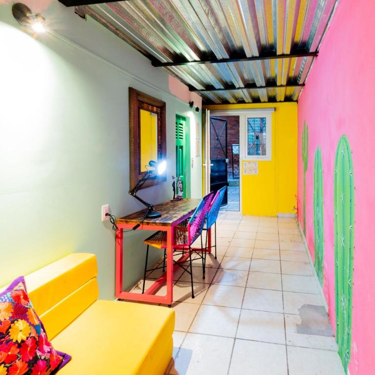 Casa Colibrí Malecón - Estudio con cama extragrande y sofá cama - 6