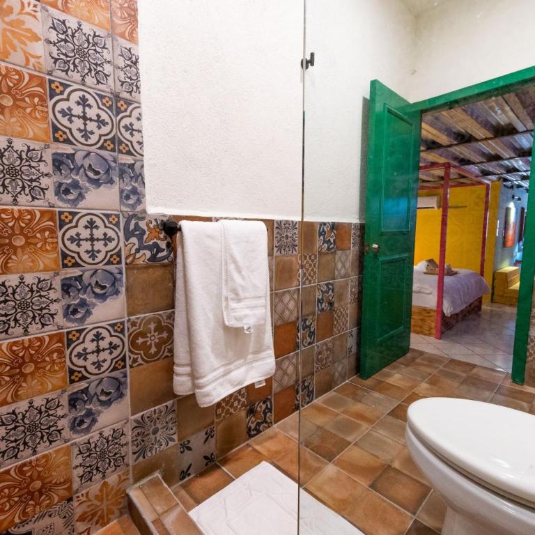 Casa Colibrí Malecón - Estudio con cama extragrande y sofá cama - 10