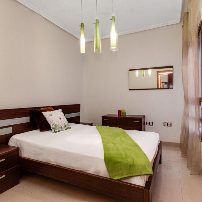 Nice Apartment With Terrace on the Los Locos Beach - Apartment with Sea View - 1