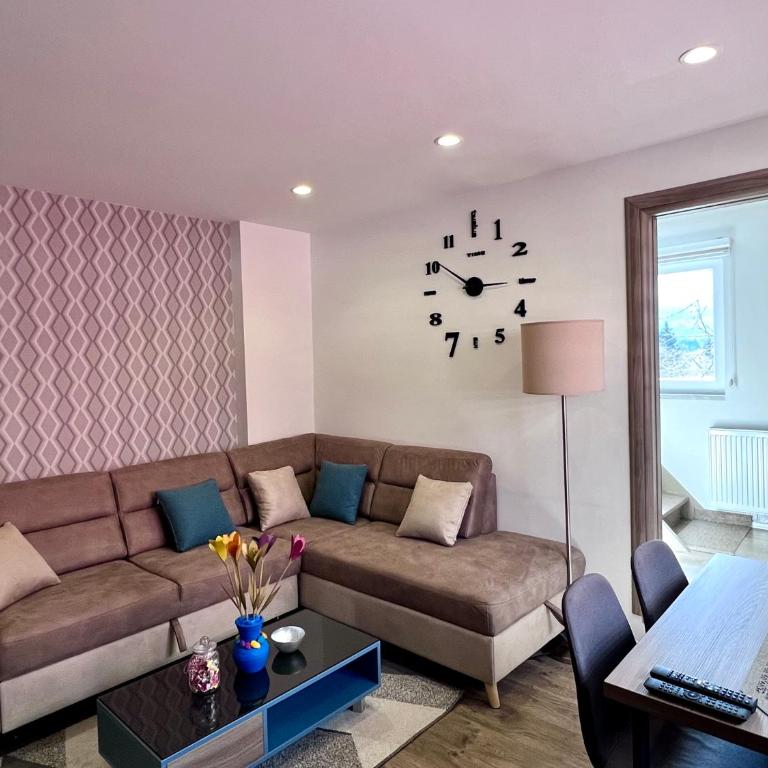 Apartmani NiS - Two-Bedroom Apartment - 1