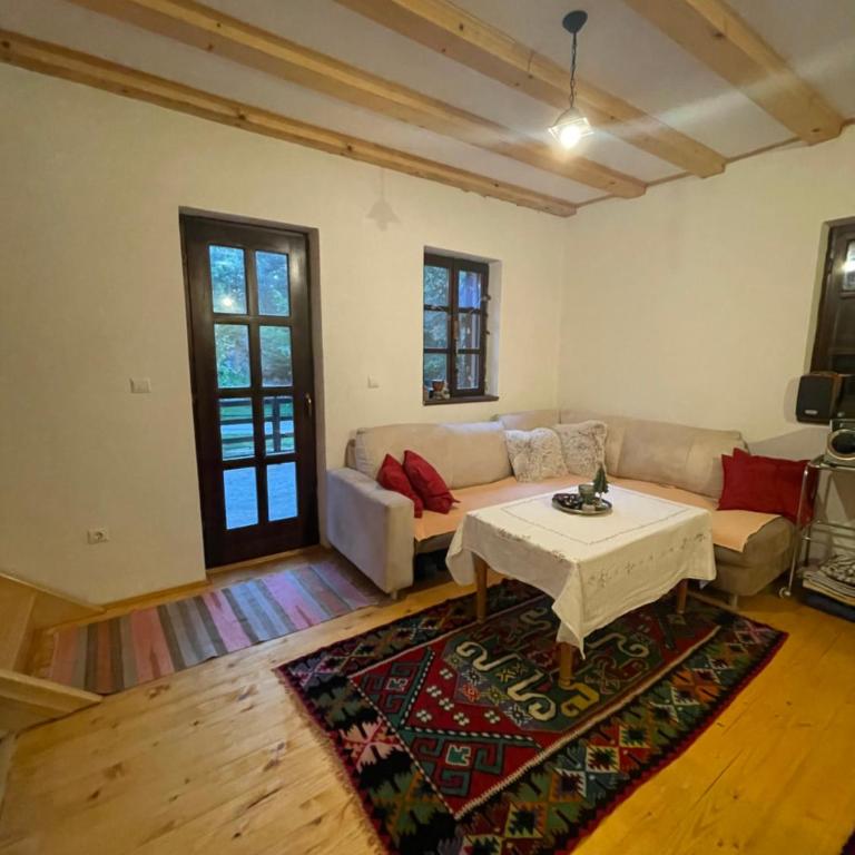 Moonica Rujiste - Kuća sa 2 Spavaće Sobe - 13