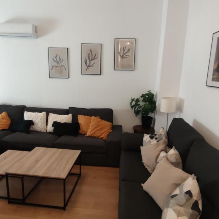 Unique apartment in Málaga city center with pool - Apartamento de 3 dormitorios - 13