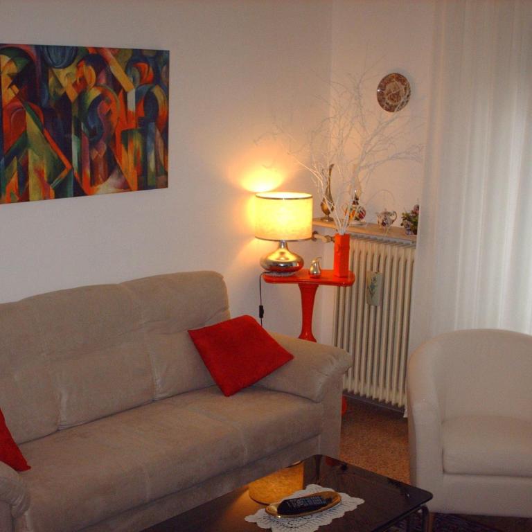 Guest House Cuore del Friuli - Camera Tripla con Bagno Privato Esterno - 10