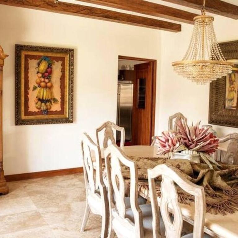 Lujosa Casa Guayllabamba - Gym Jacuzzi Piscina - Casa de 6 dormitorios - 15