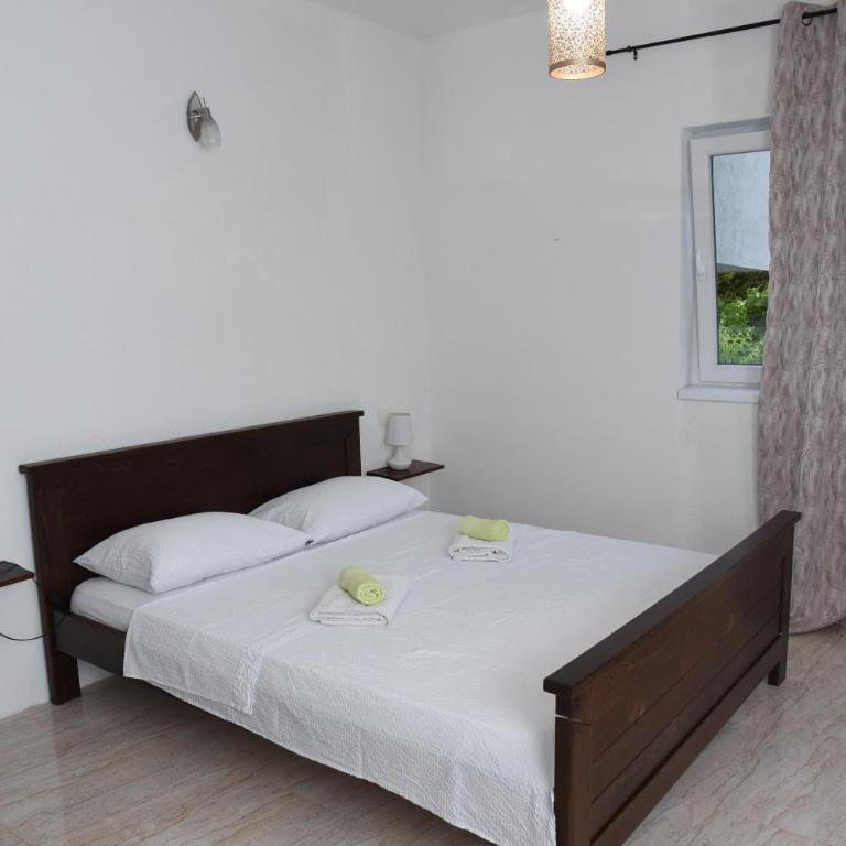 Apartments Sea Star - Apartment with Balcony - 2