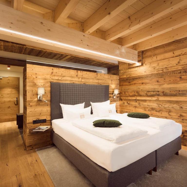 Torghele's Wald & Fluh - Deluxe Doppelzimmer (2 Erwachsene & 1 Kind) - 1