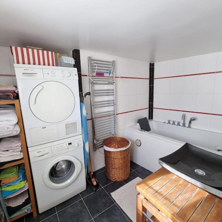 Superbe logement au centre de Paris - Appartement 2 Chambres - 4