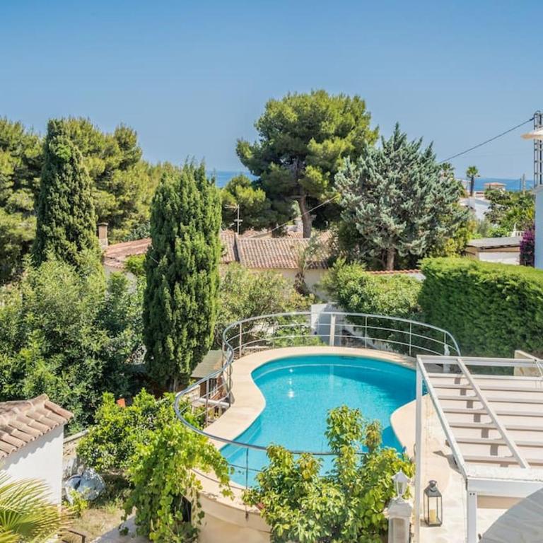 NEU: Exklusives Ferienhaus mit Pool, fußläufig zum Meer, bei Moraira - Villa Superior - 16