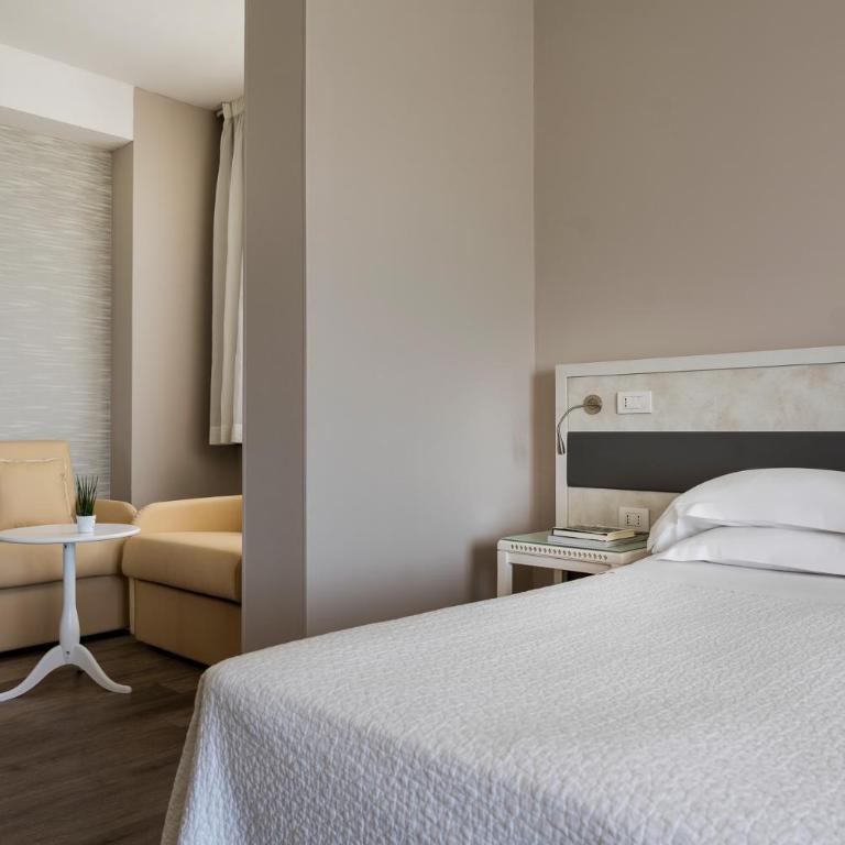 Hotel Mediterraneo - Suite - 10