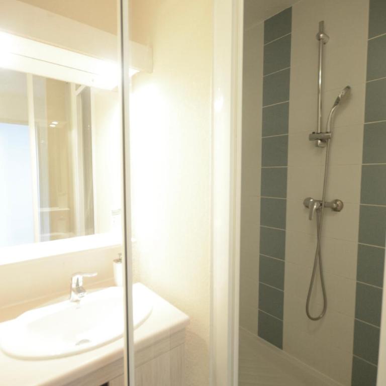 Appartement plage piscine et tennis inclus - One-Bedroom Apartment - 27