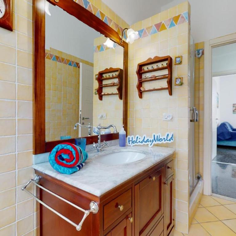 House Azzurra by Holiday World - Appartamento con 2 Camere da Letto - 15