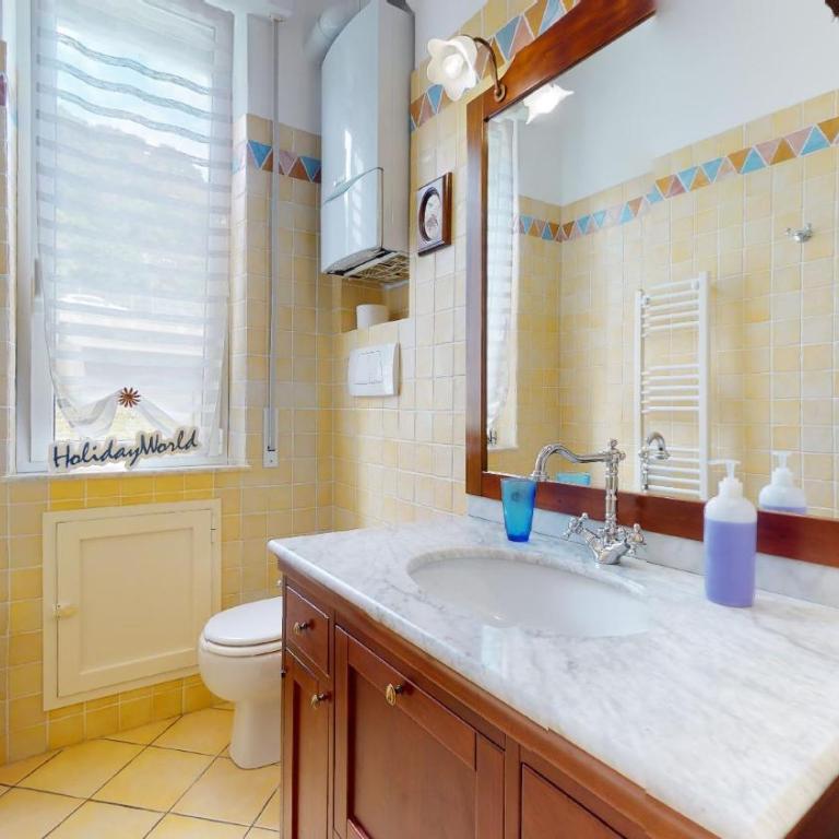 House Azzurra by Holiday World - Appartamento con 2 Camere da Letto - 14