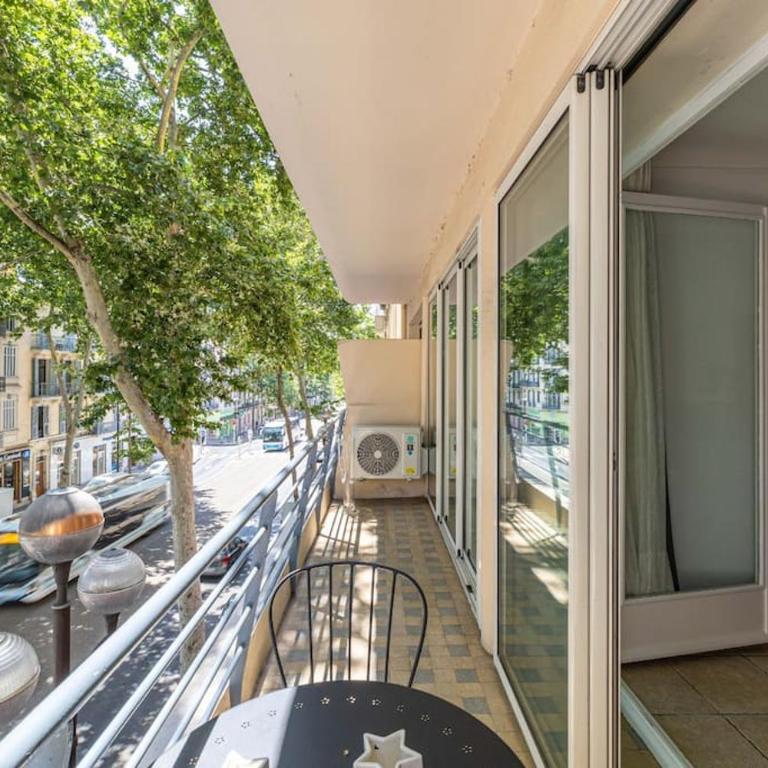 29 CARNOT - Chaleureux appartement avec balcon - centre ville - Appartement 1 Chambre - 11