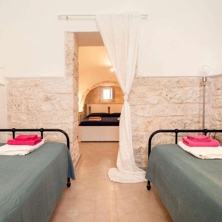 GuestHost - Trullo Grecla with pool and parking - Casa con 2 Camere da Letto - 17