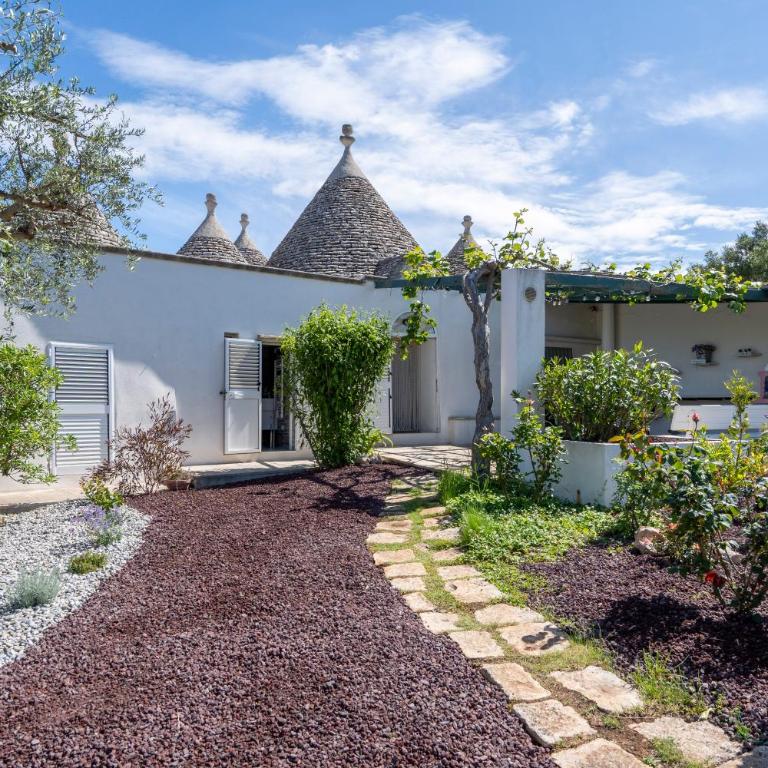GuestHost - Trullo Grecla with pool and parking - Casa con 2 Camere da Letto - 23