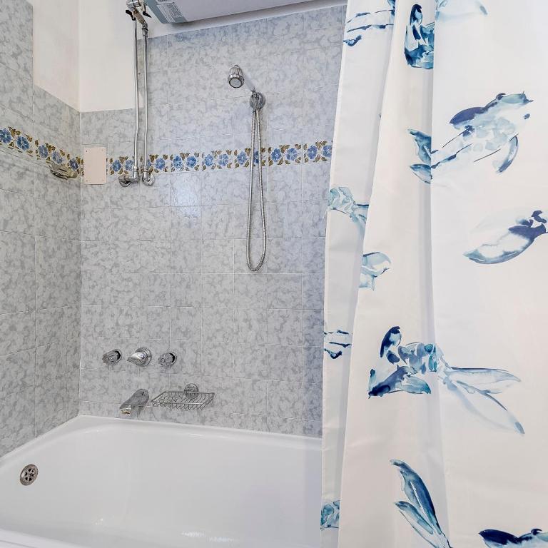 GuestHost - Condominio Turchese Seaview Apartment - Two-Bedroom Apartment - 20
