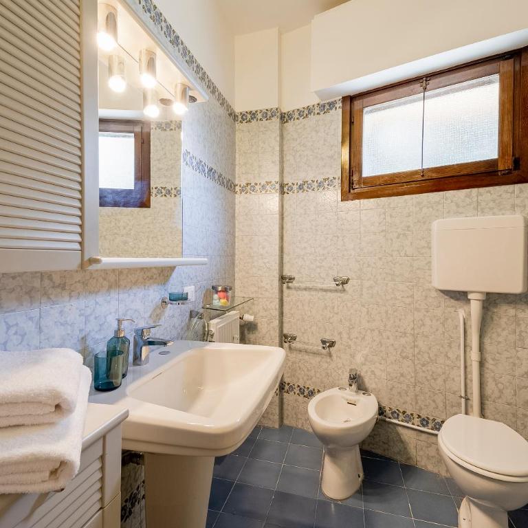 GuestHost - Condominio Turchese Seaview Apartment - Two-Bedroom Apartment - 21